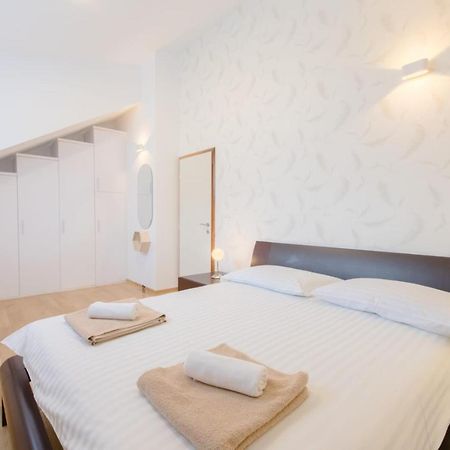 Apartmani Krilo Подстрана Екстериор снимка