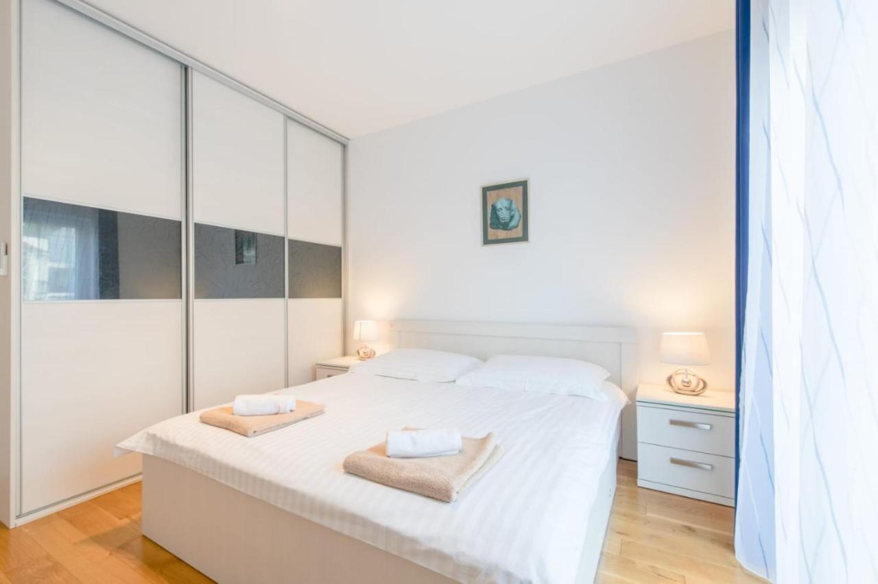 Apartmani Krilo Подстрана Екстериор снимка