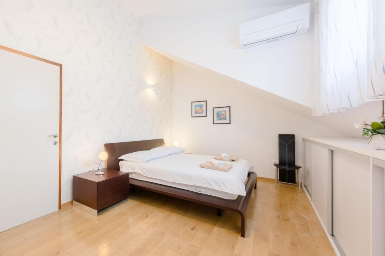 Apartmani Krilo Подстрана Екстериор снимка